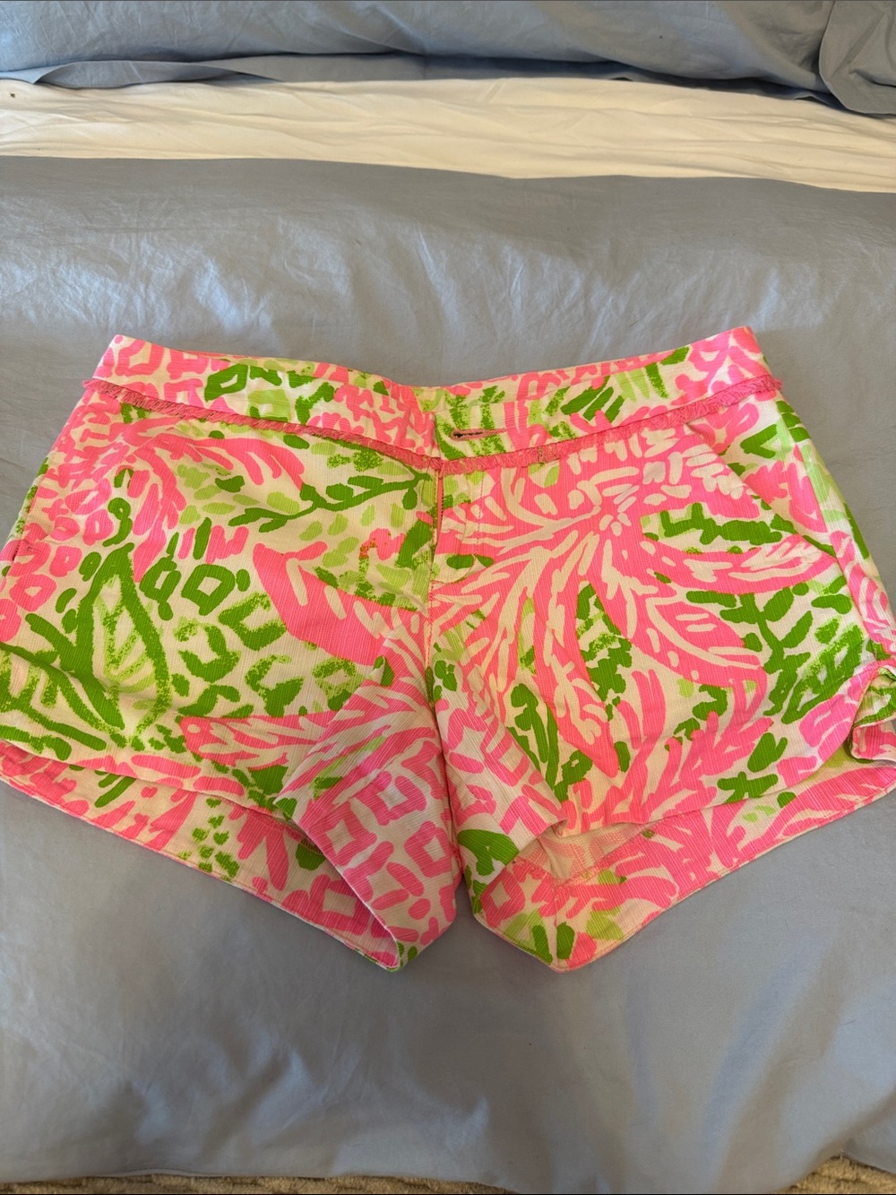 Women's Pink & Green Tropical Print Shorts